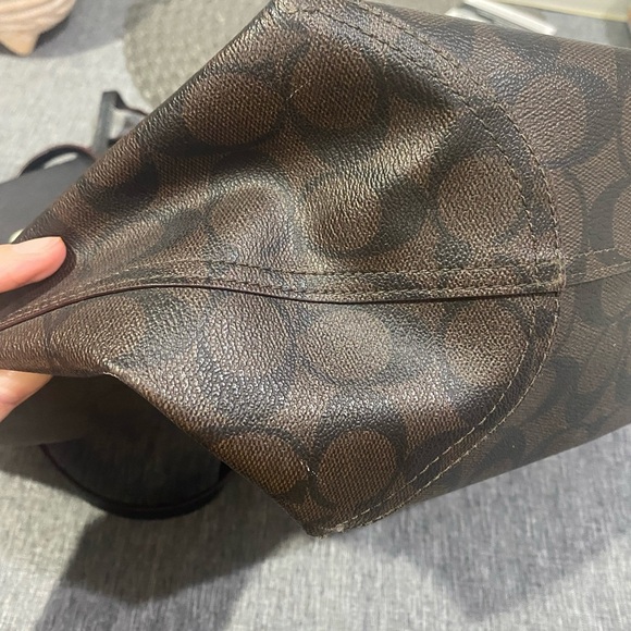 Coach Brown and Black Signature Tote Bag - Picture 12 of 16